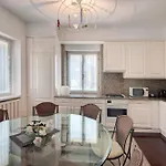 Gabbiano Apartment