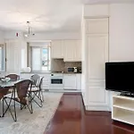 Gabbiano Apartment *